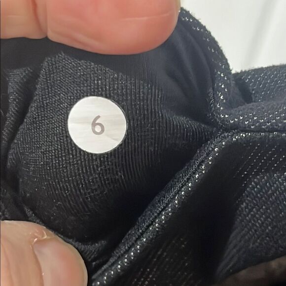 Lululemon City Pulse Pant Size 6 - Picture 13 of 13